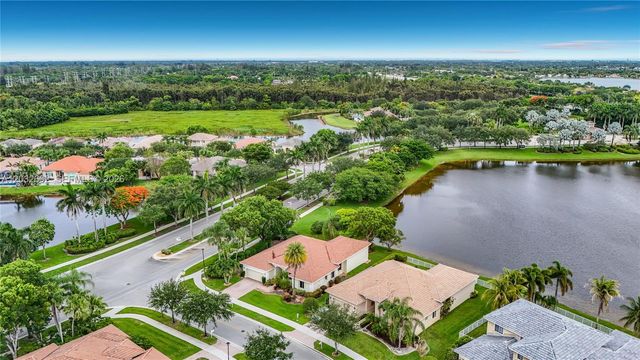 19302 SW 68th Street, Pembroke Pines, FL 33332