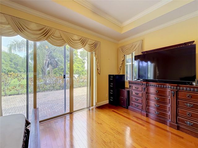 19302 SW 68th Street, Pembroke Pines, FL 33332