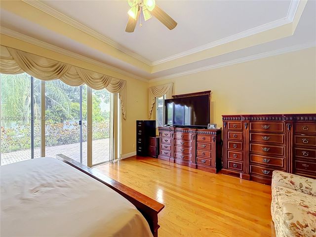 19302 SW 68th Street, Pembroke Pines, FL 33332