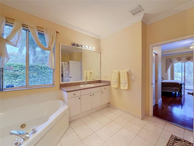 19302 SW 68th Street, Pembroke Pines, FL 33332