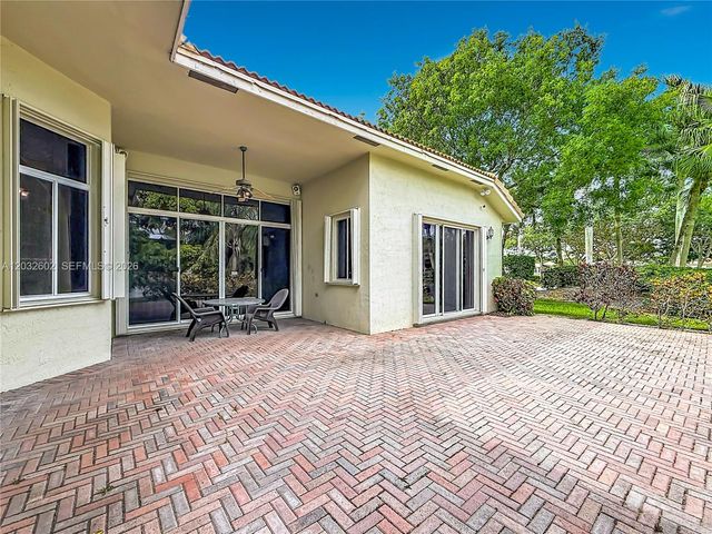 19302 SW 68th Street, Pembroke Pines, FL 33332