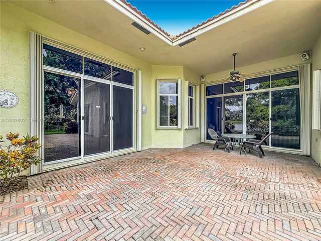 19302 SW 68th Street, Pembroke Pines, FL 33332
