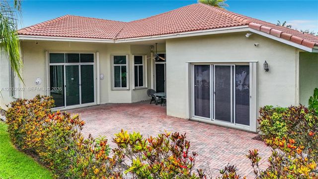 19302 SW 68th Street, Pembroke Pines, FL 33332
