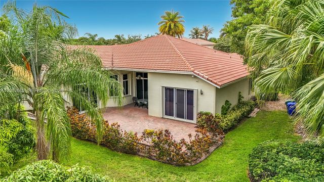19302 SW 68th Street, Pembroke Pines, FL 33332