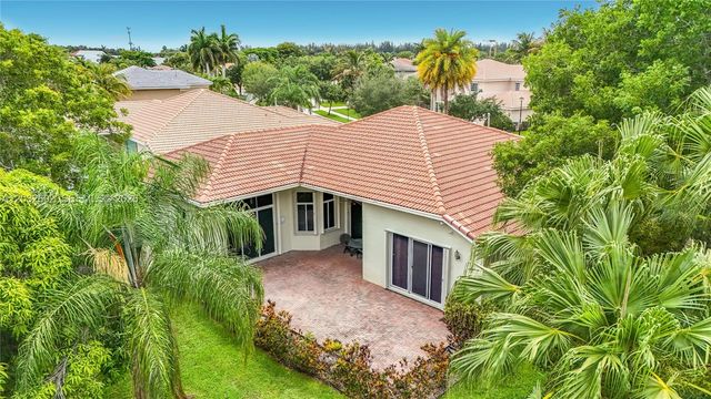 19302 SW 68th Street, Pembroke Pines, FL 33332