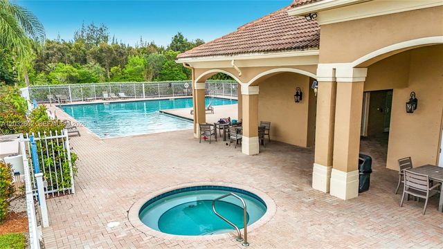 19302 SW 68th Street, Pembroke Pines, FL 33332