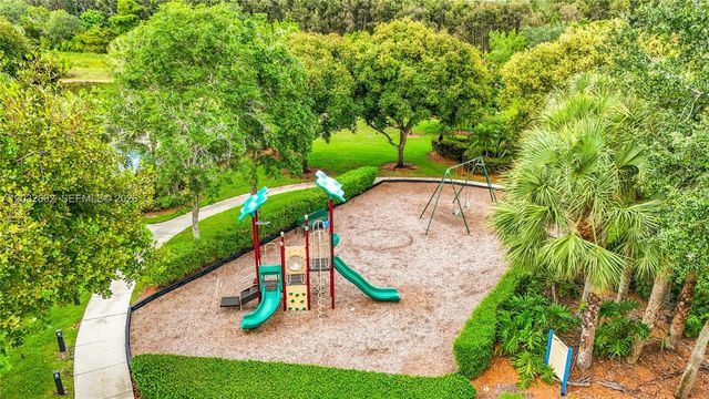 19302 SW 68th Street, Pembroke Pines, FL 33332