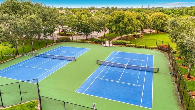 19302 SW 68th Street, Pembroke Pines, FL 33332