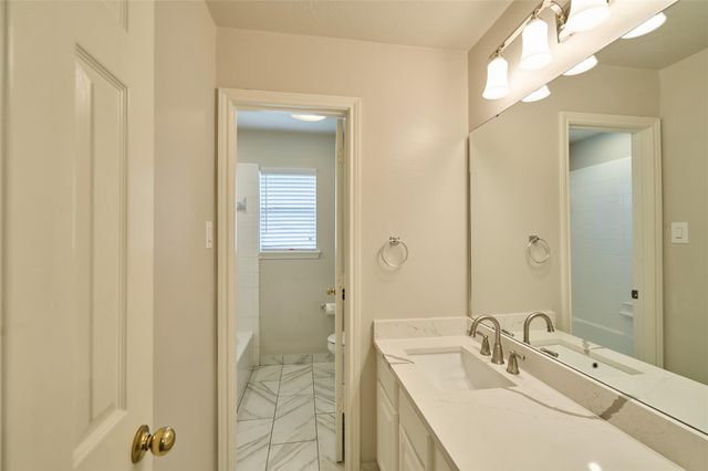 2034 Nature Park Lane, Spring, TX 77386