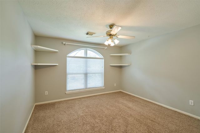 2034 Nature Park Lane, Spring, TX 77386