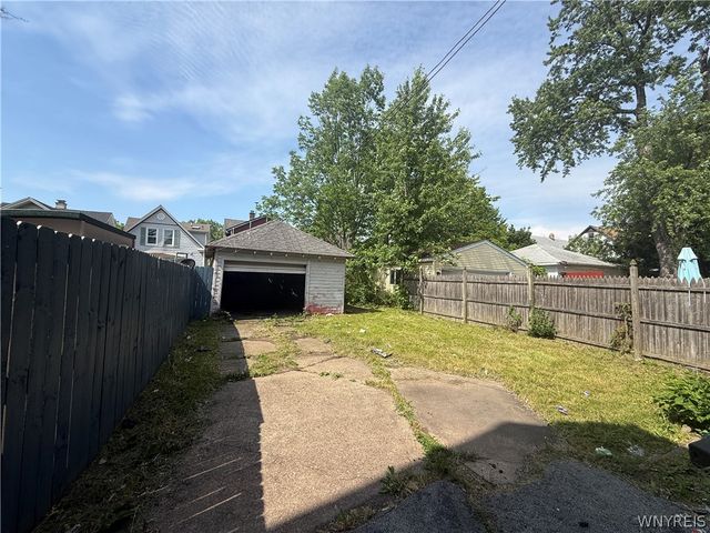 23 Albert Avenue, Buffalo, NY 14207