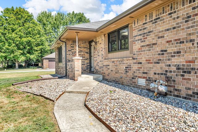 6795 Crown Drive, Brownsburg, IN 46112