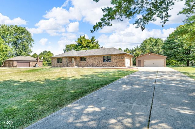 6795 Crown Drive, Brownsburg, IN 46112