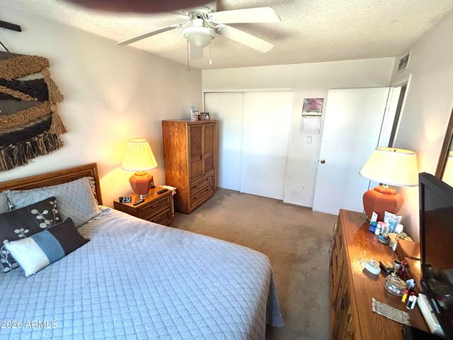 5306 W SHEENA Drive, Glendale, AZ 85306