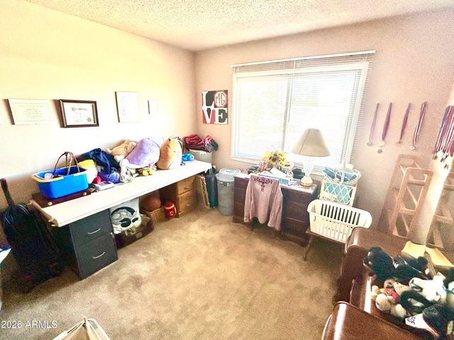 5306 W SHEENA Drive, Glendale, AZ 85306