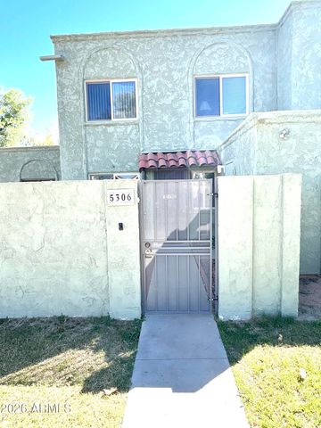 5306 W SHEENA Drive, Glendale, AZ 85306