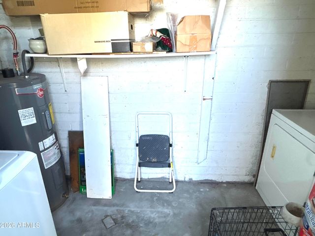 5306 W SHEENA Drive, Glendale, AZ 85306