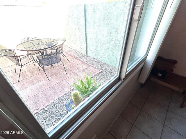 5306 W SHEENA Drive, Glendale, AZ 85306