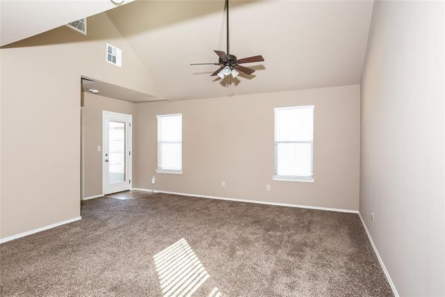 7412 Comrade Lane, Yukon, OK 73099