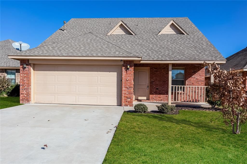 7412 Comrade Lane, Yukon, OK 73099