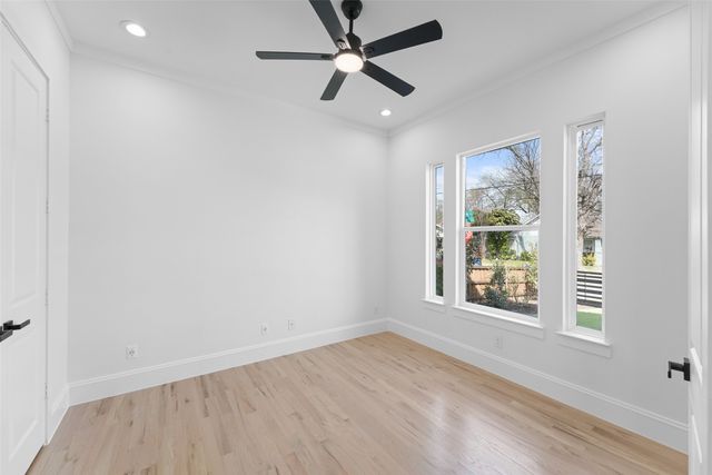 703 Buckalew Street, Dallas, TX 75208