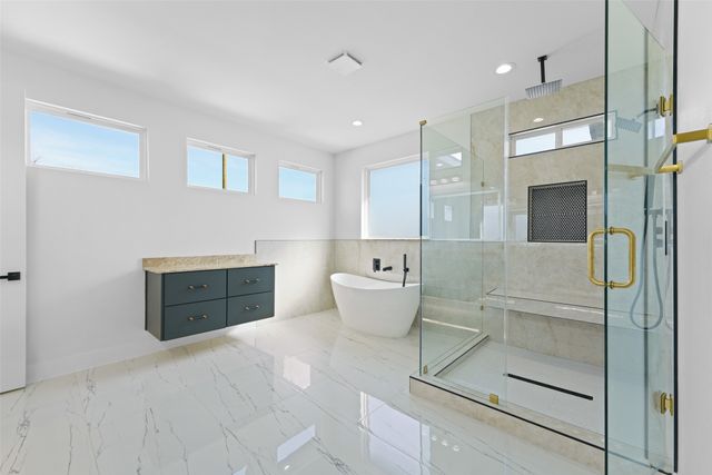 703 Buckalew Street, Dallas, TX 75208