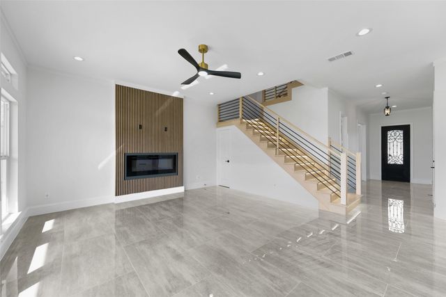 703 Buckalew Street, Dallas, TX 75208