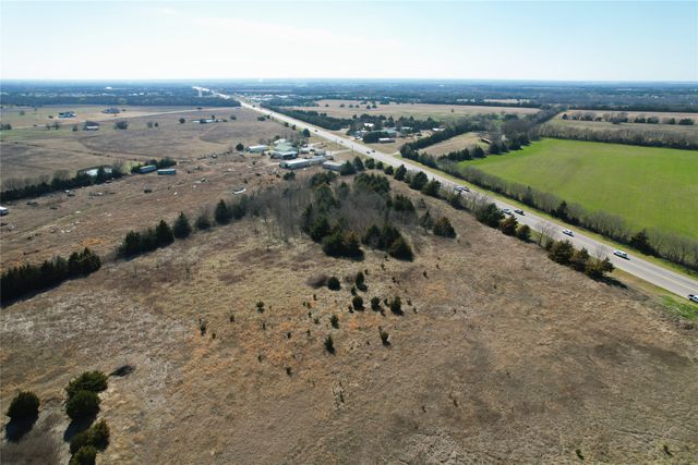 0000 Highway 121, Trenton, TX 75490