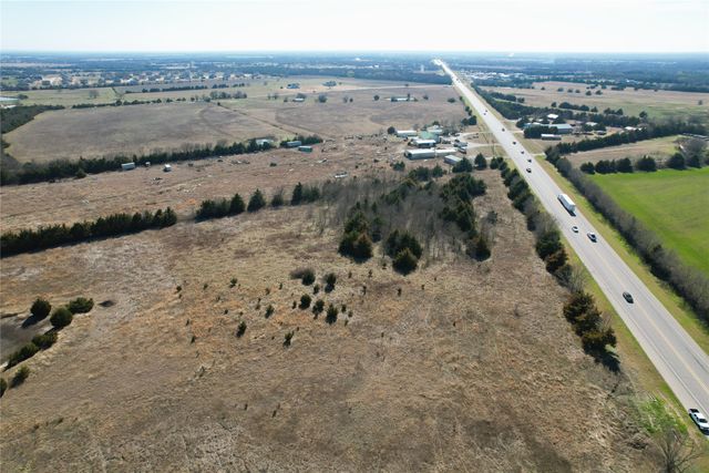 0000 Highway 121, Trenton, TX 75490