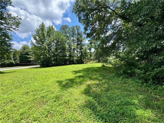 5873 Priest Road, Acworth, GA 30102