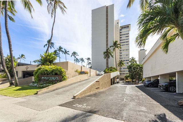 2895 Kalakaua Avenue 1008, Honolulu, HI 96815