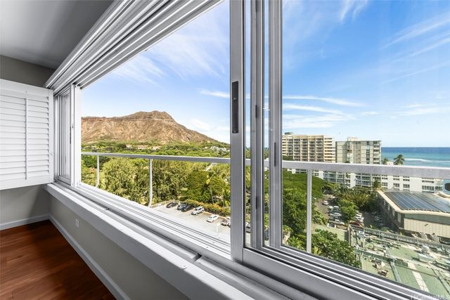 2895 Kalakaua Avenue 1008, Honolulu, HI 96815