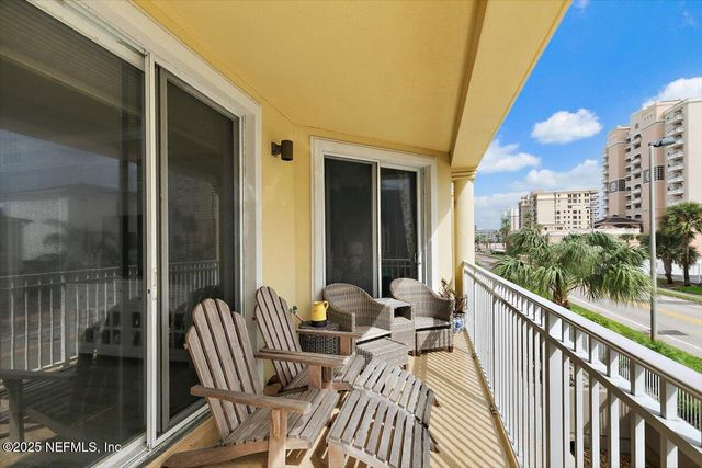 1126 1ST Street N, 205, Jacksonville Beach, FL 32250