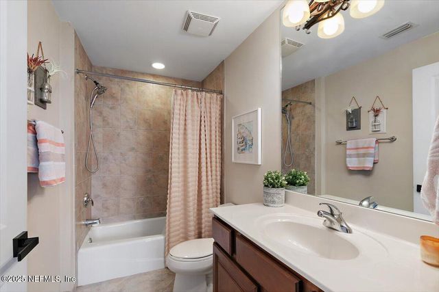 1126 1ST Street N, 205, Jacksonville Beach, FL 32250