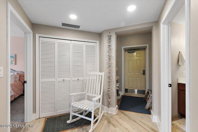 1126 1ST Street N, 205, Jacksonville Beach, FL 32250