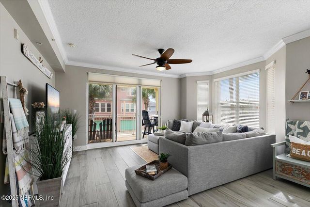 1126 1ST Street N, 205, Jacksonville Beach, FL 32250