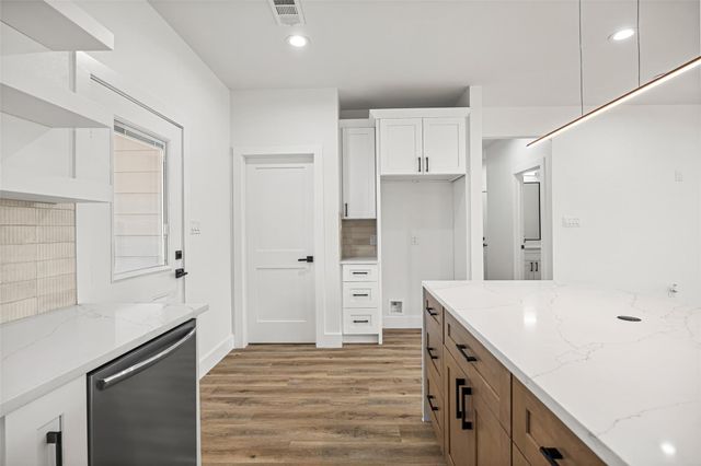 1807 Waco Street, Dayton, TX 77535
