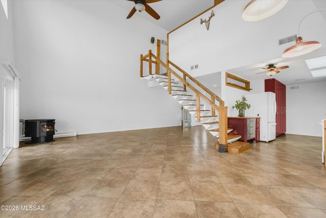 200 N Holiday Drive, Oracle, AZ 85623