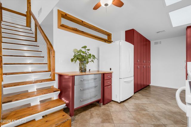 200 N Holiday Drive, Oracle, AZ 85623