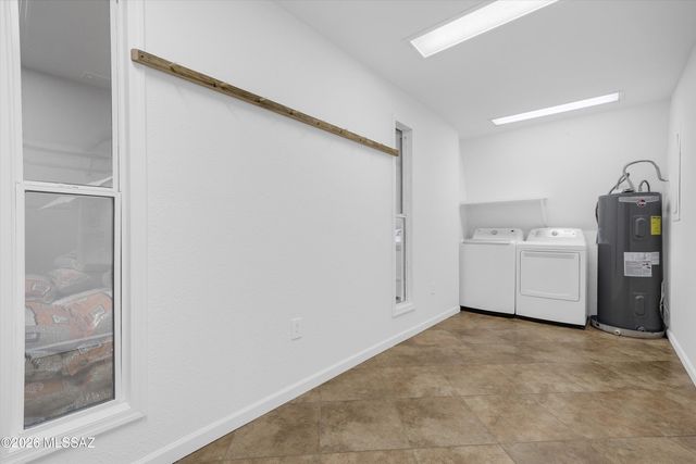 200 N Holiday Drive, Oracle, AZ 85623