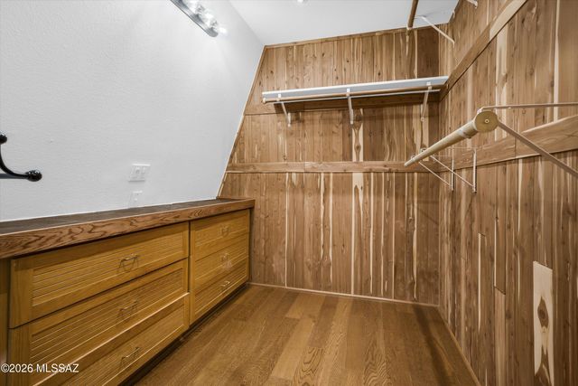 200 N Holiday Drive, Oracle, AZ 85623