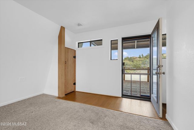 200 N Holiday Drive, Oracle, AZ 85623