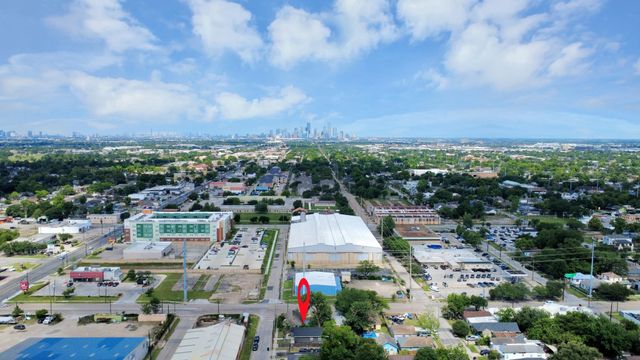 7605 Avenue C, Houston, TX 77012