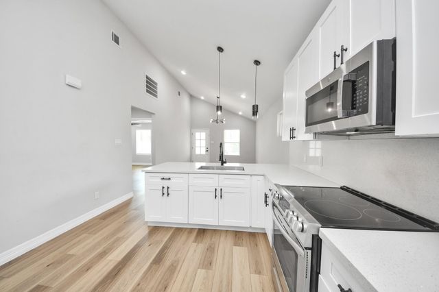 7605 Avenue C, Houston, TX 77012