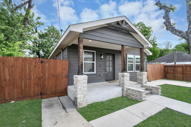7605 Avenue C, Houston, TX 77012