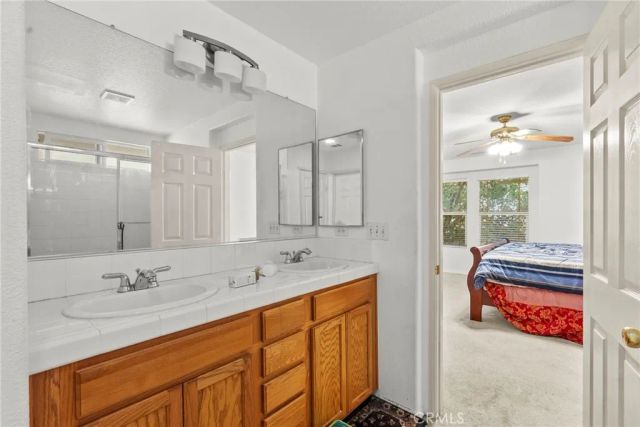 27386 Dearborn, Valencia, CA 91354