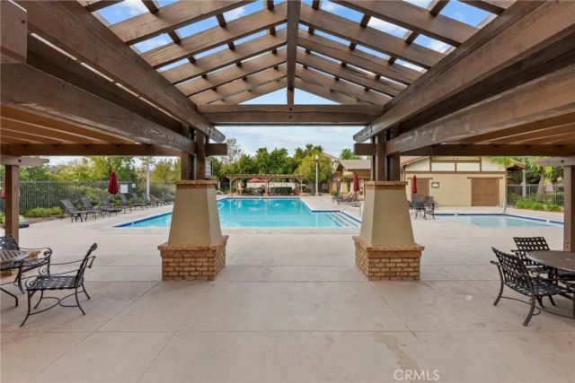 27386 Dearborn, Valencia, CA 91354