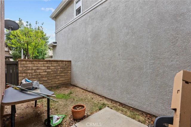 27386 Dearborn, Valencia, CA 91354