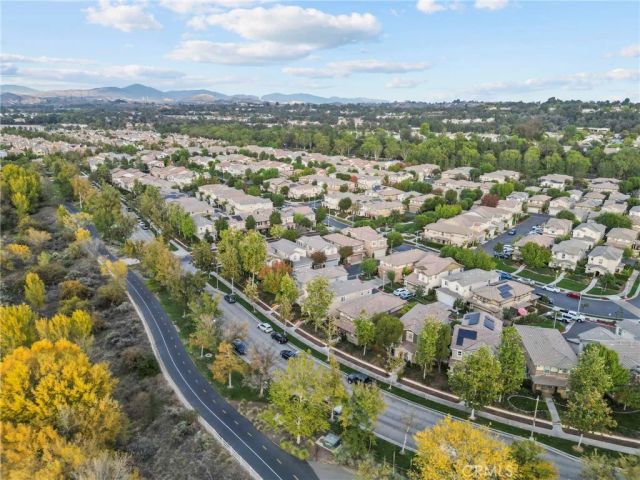 27386 Dearborn, Valencia, CA 91354