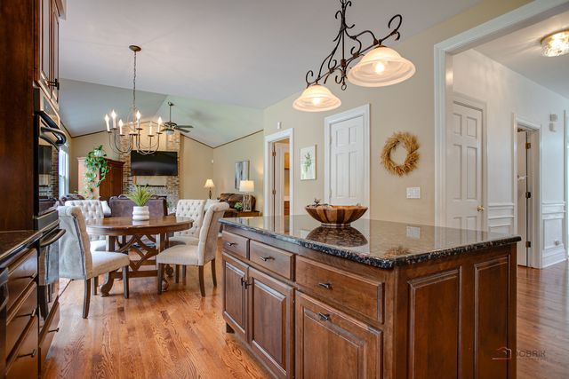 1208 Halifax Drive, Mundelein, IL 60060